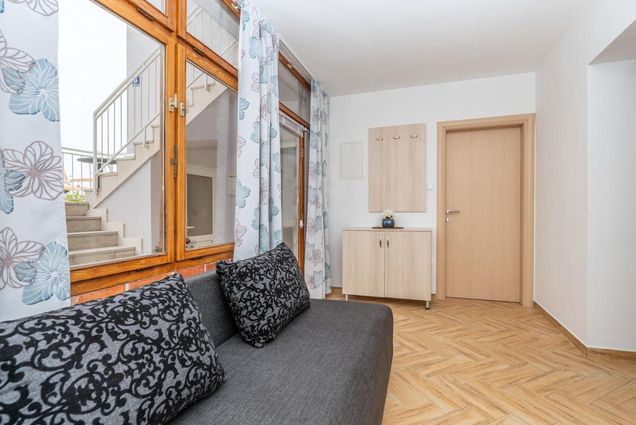 Apartman Karmen Makarska Zewnętrze zdjęcie